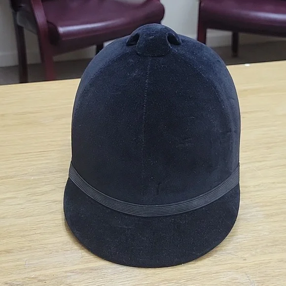 Crump Mastermade Equestrian Velvet Riding Hat - Picture 2 of 5